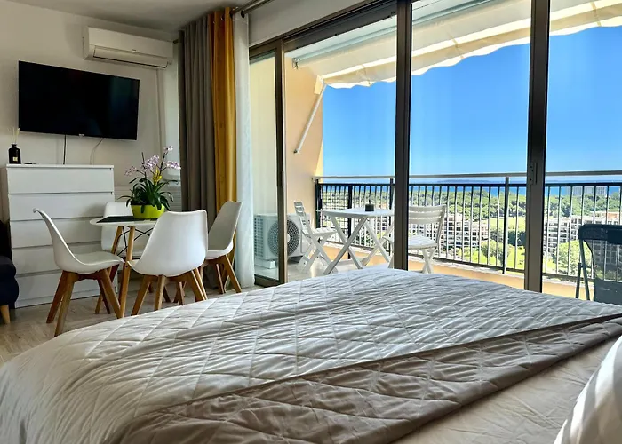 My Resid Appart Cannes Marina Vue Mer